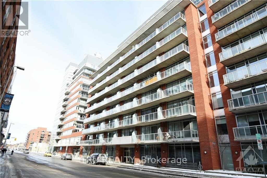 383 Cumberland Street, Unit 412 - Image 1