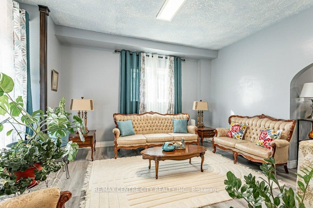 52 Princess Avenue - Image 6