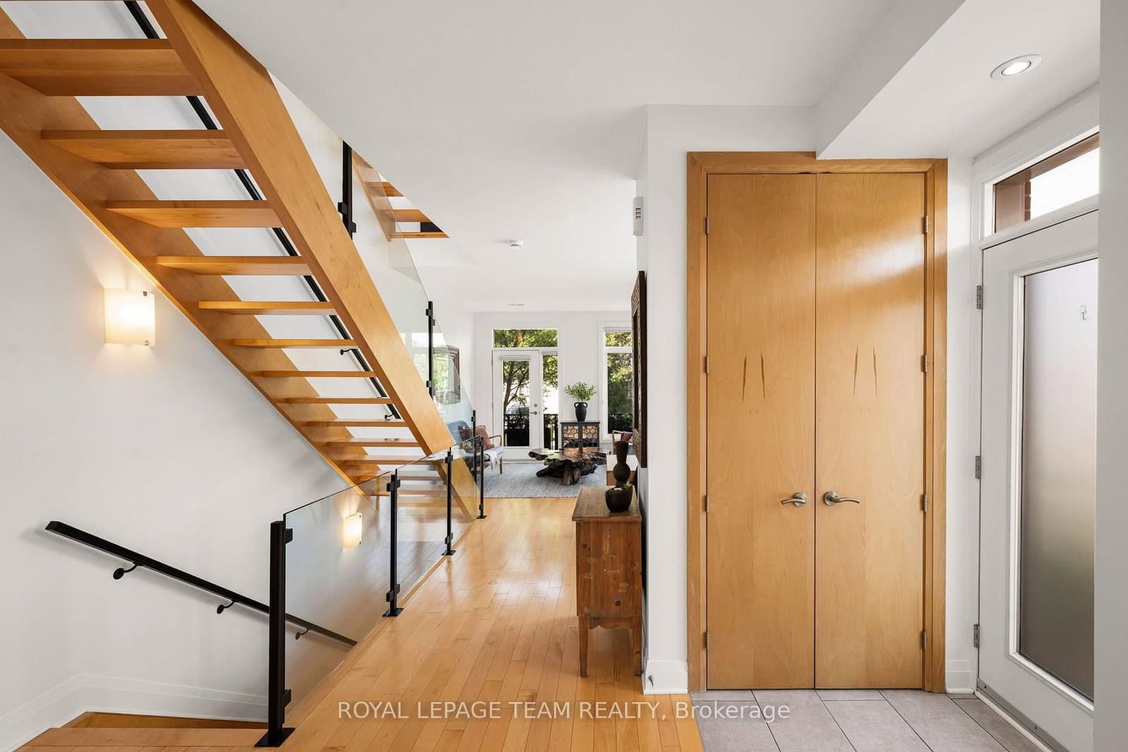 445 Edison Avenue - Image 4