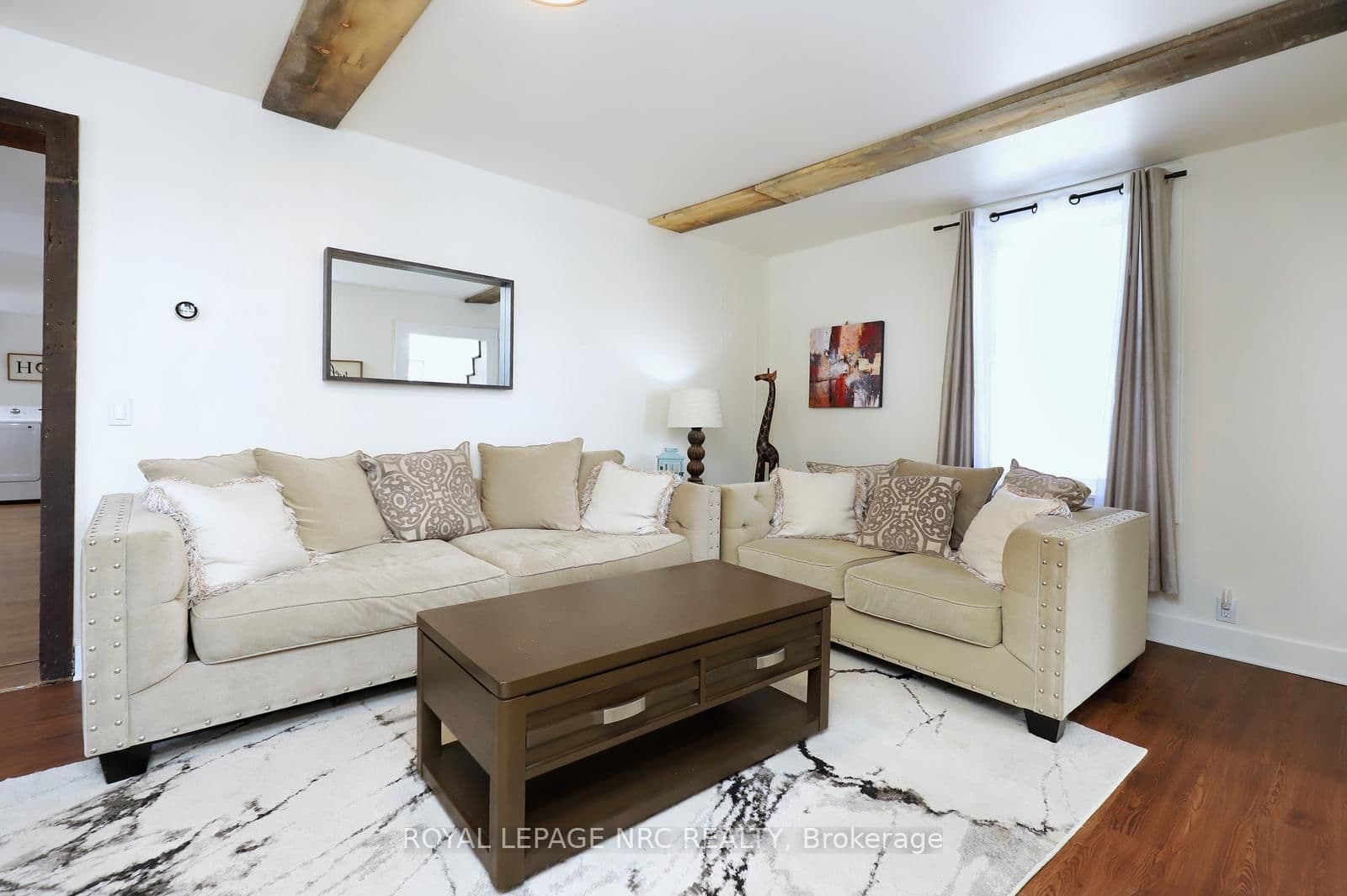 1 John Avenue - Image 6
