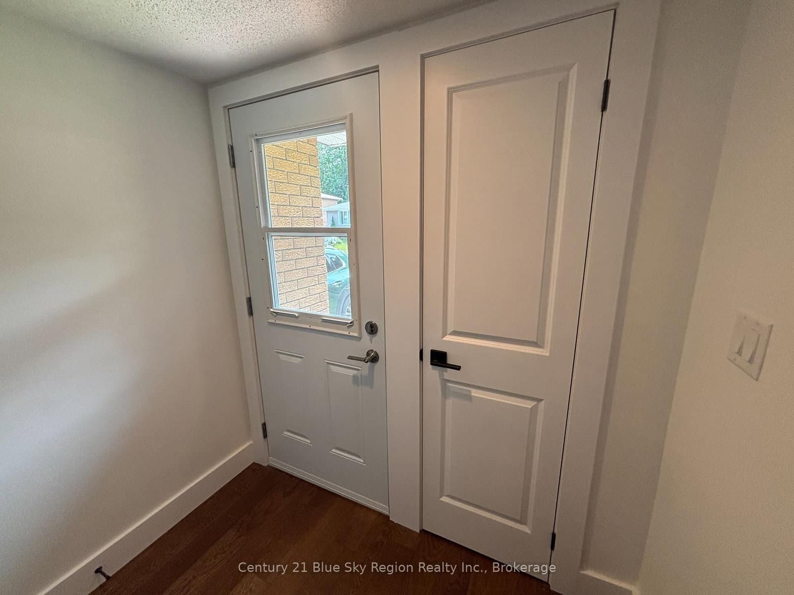 28 Lovell Avenue - Image 6