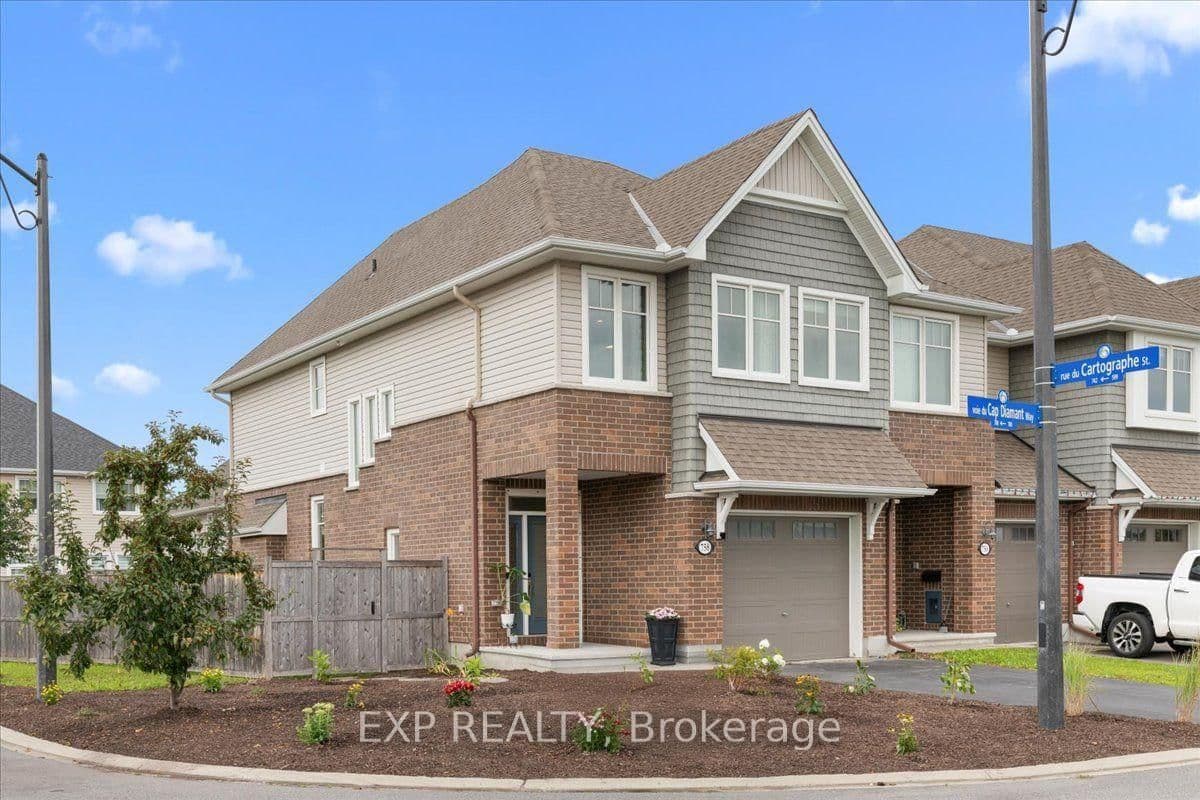 758 Cap Diamant Way - Image 2
