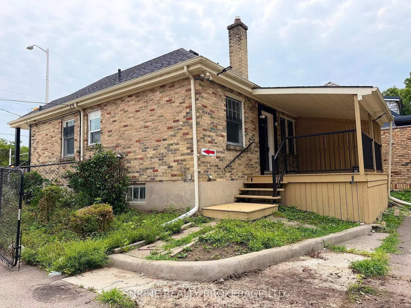 367 Springbank Drive - Image 3