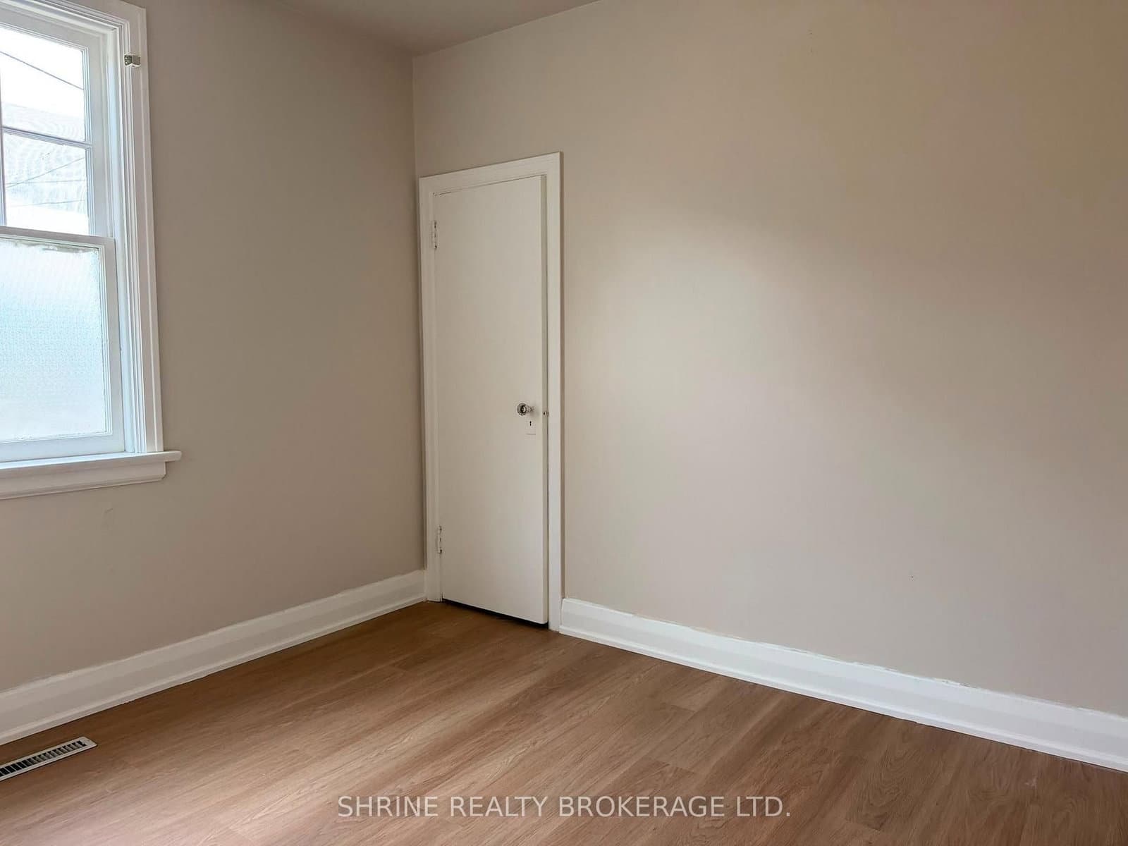 367 Springbank Drive - Image 6
