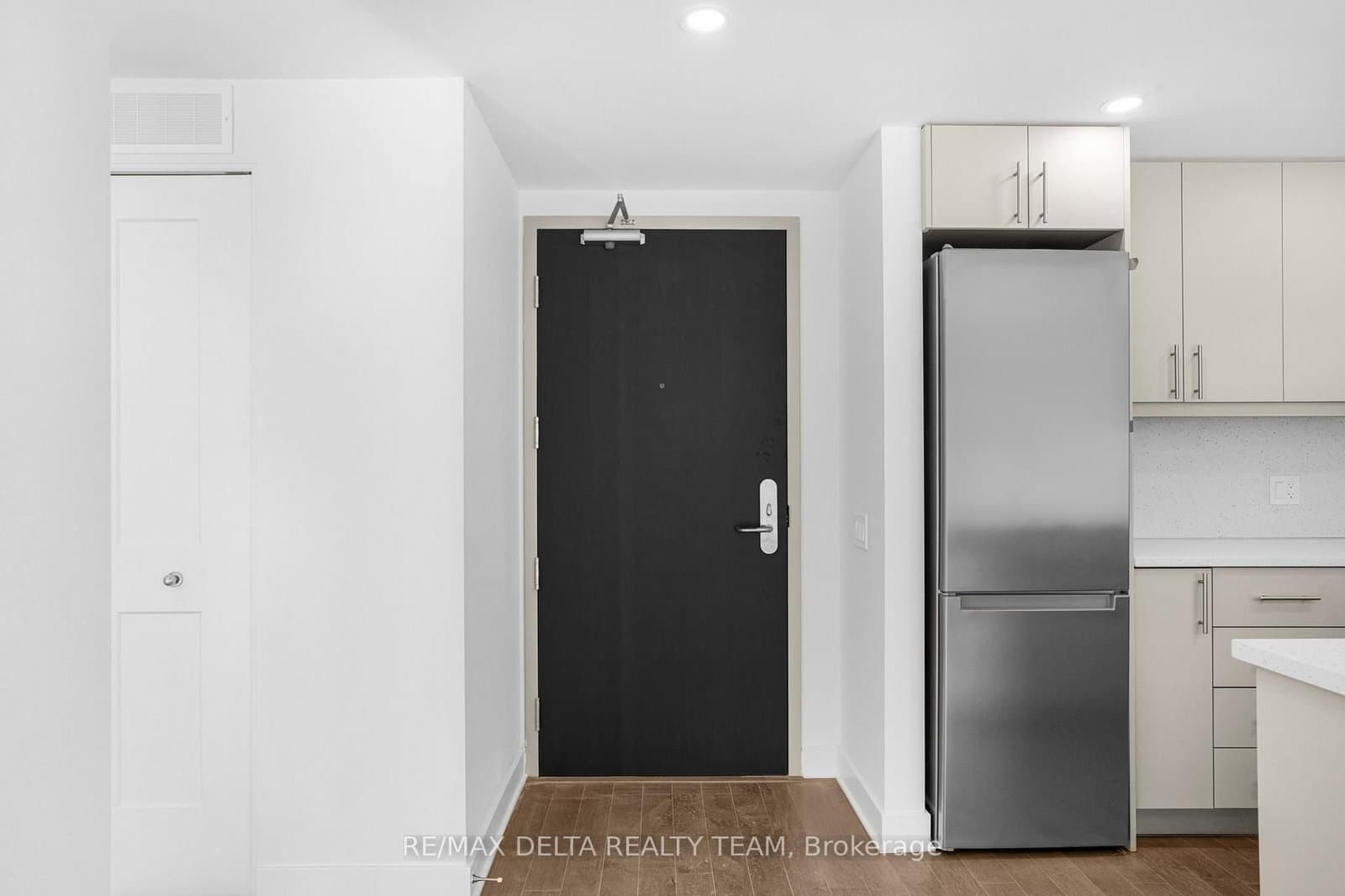 180 George Street, Unit 2208 - Image 6