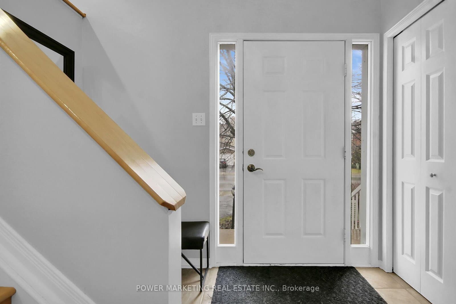 181 MOUNTSHANNON Drive - Image 3