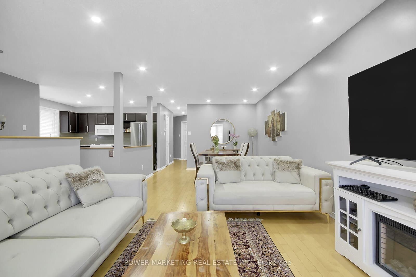 181 MOUNTSHANNON Drive - Image 5