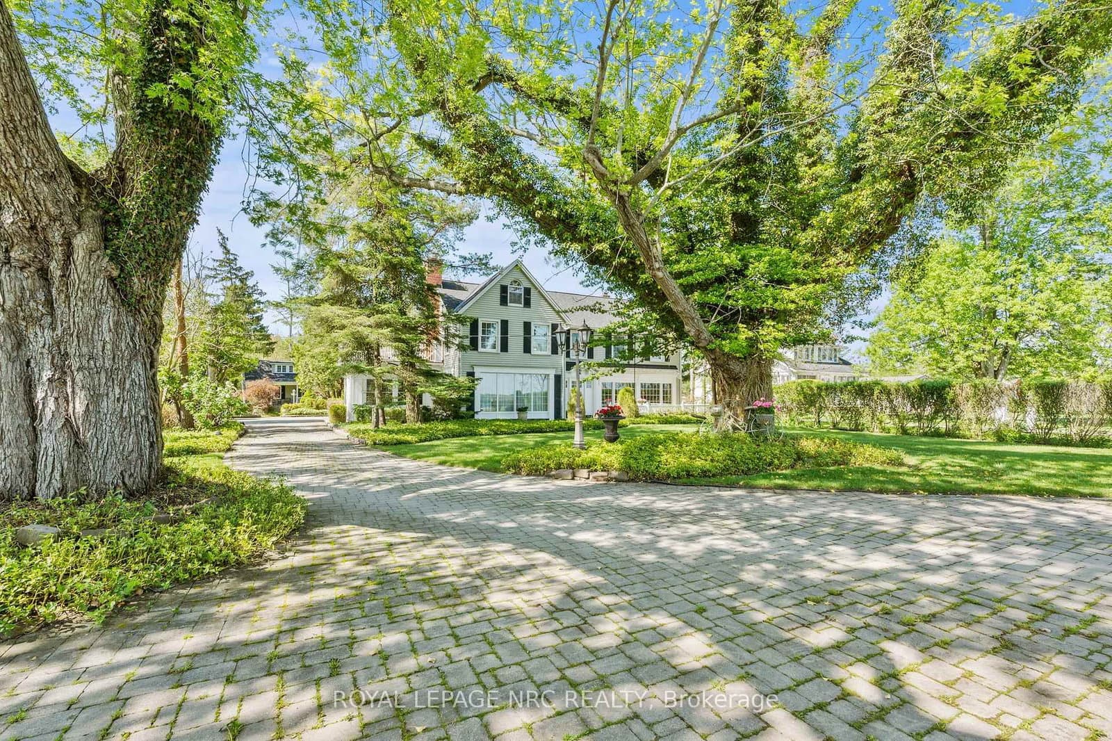 3689 Niagara Boulevard - Image 2