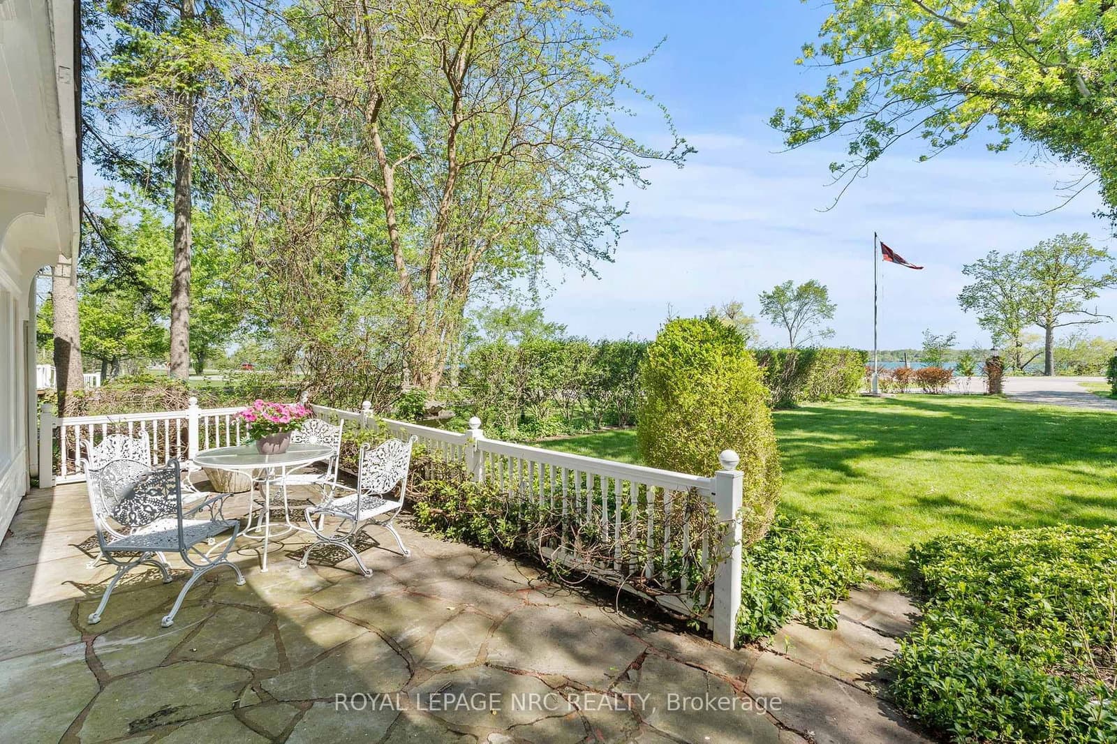 3689 Niagara Boulevard - Image 6