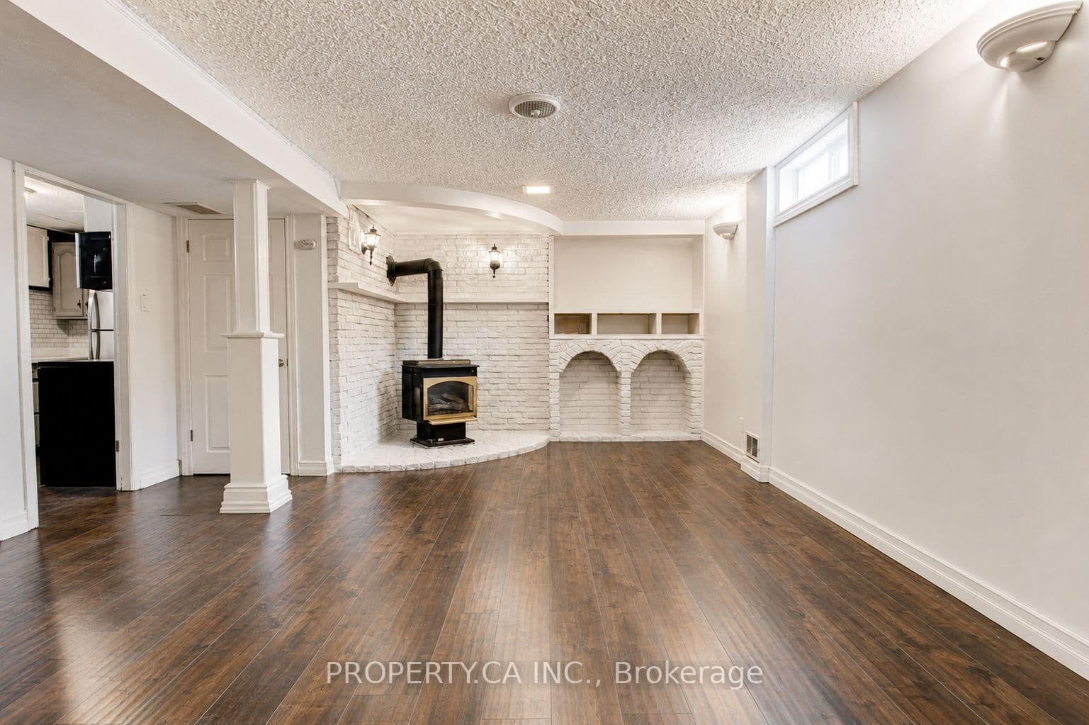 71 Highpark Avenue, Unit Lower - Image 3
