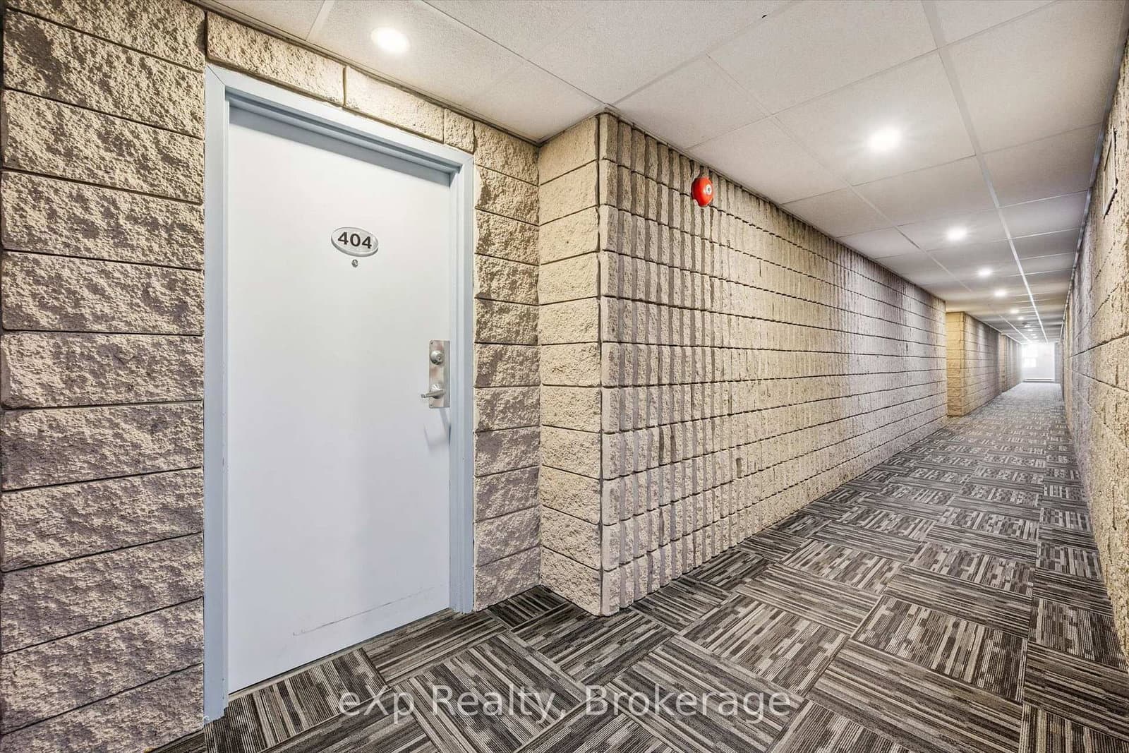 65 Silvercreek Parkway N, Unit 404 - Image 6