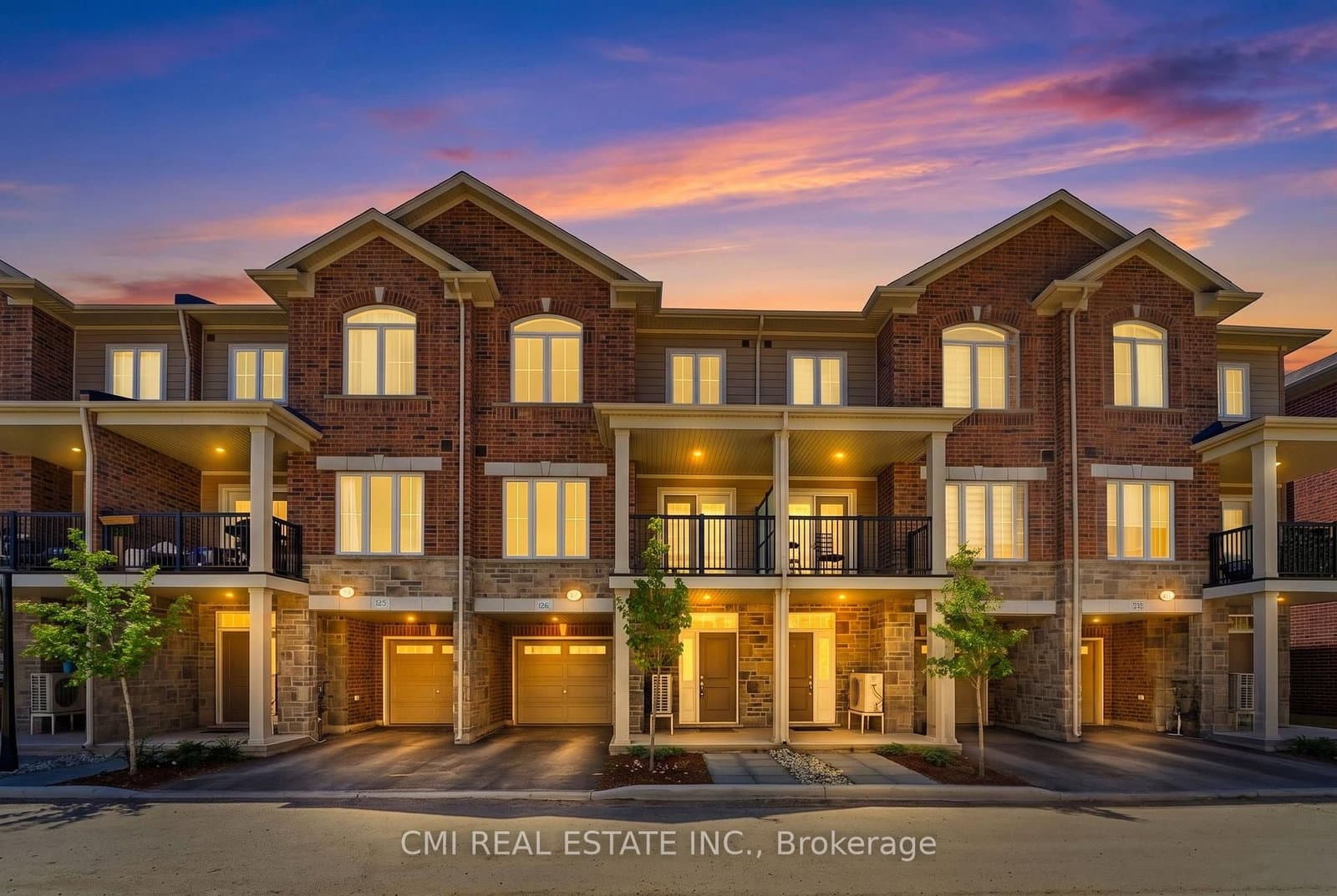 #126 - 677 Park Road N
