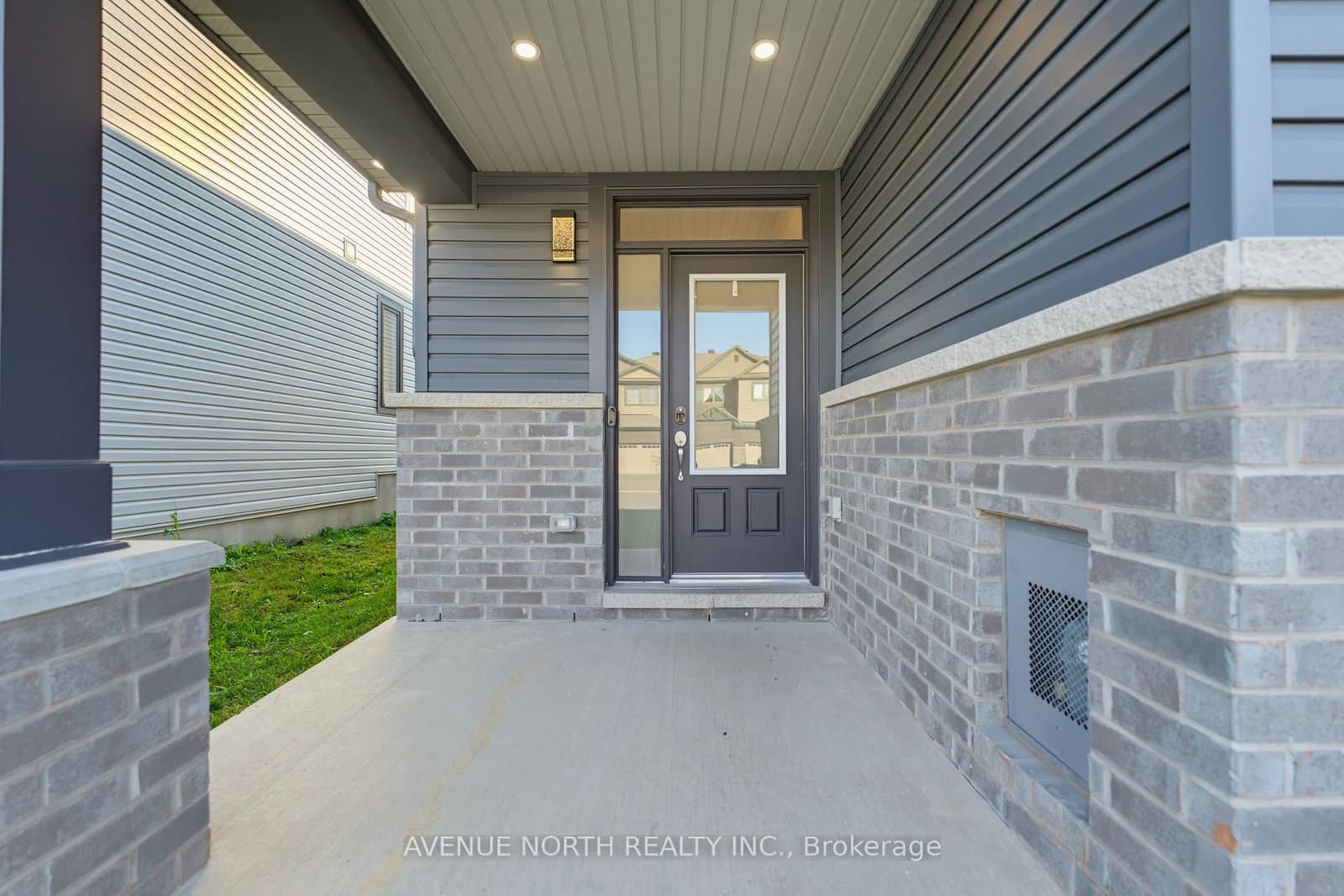 321 Grackle Street - Image 4