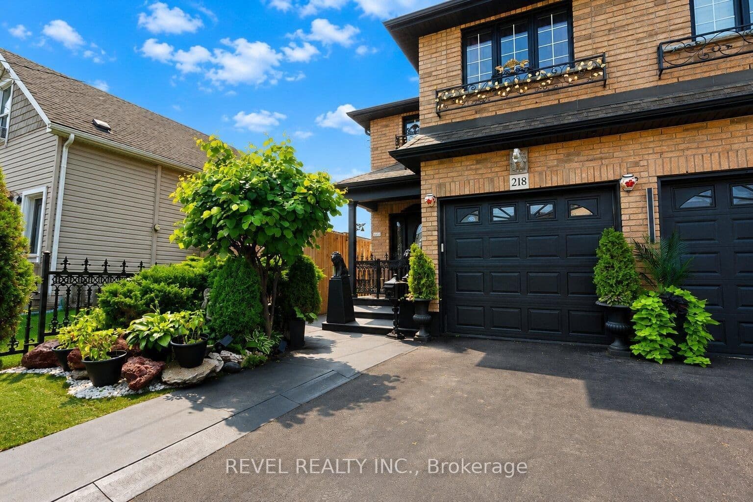 218 Macaulay Street E - Image 3