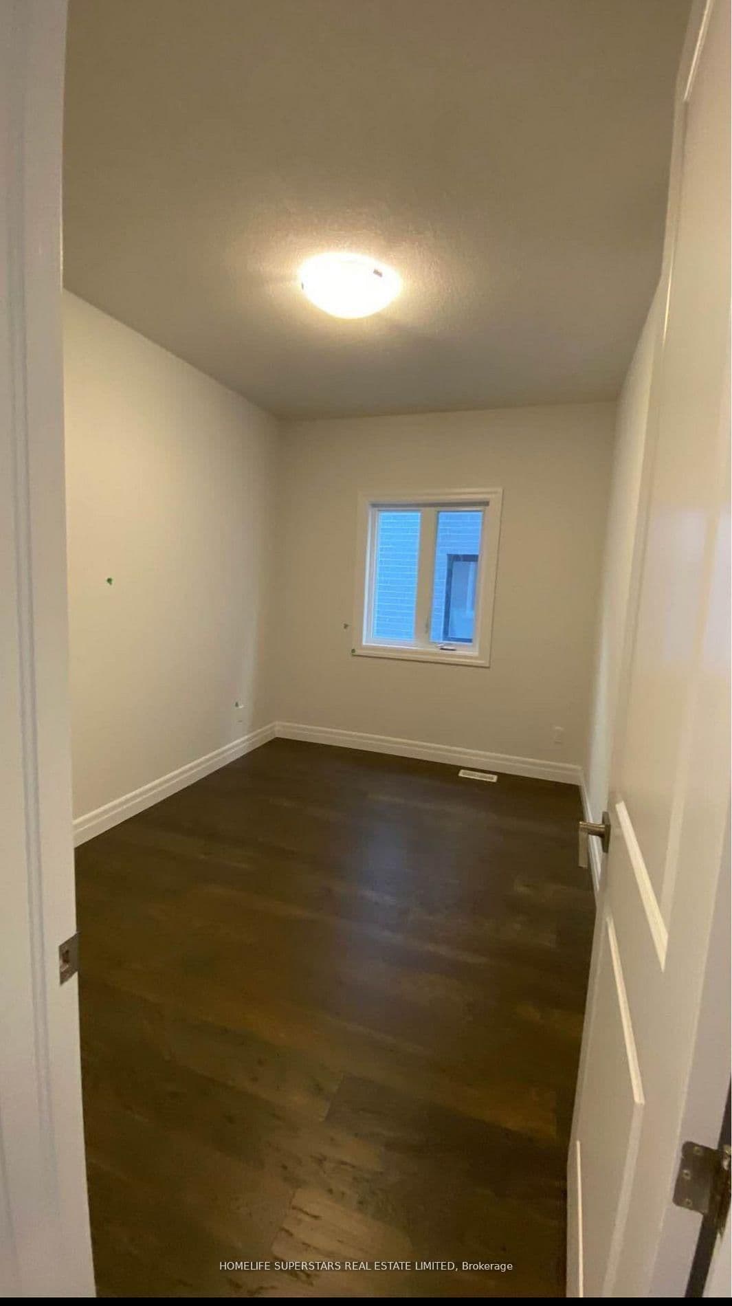 32 Faith Street, Unit 7 - Image 4