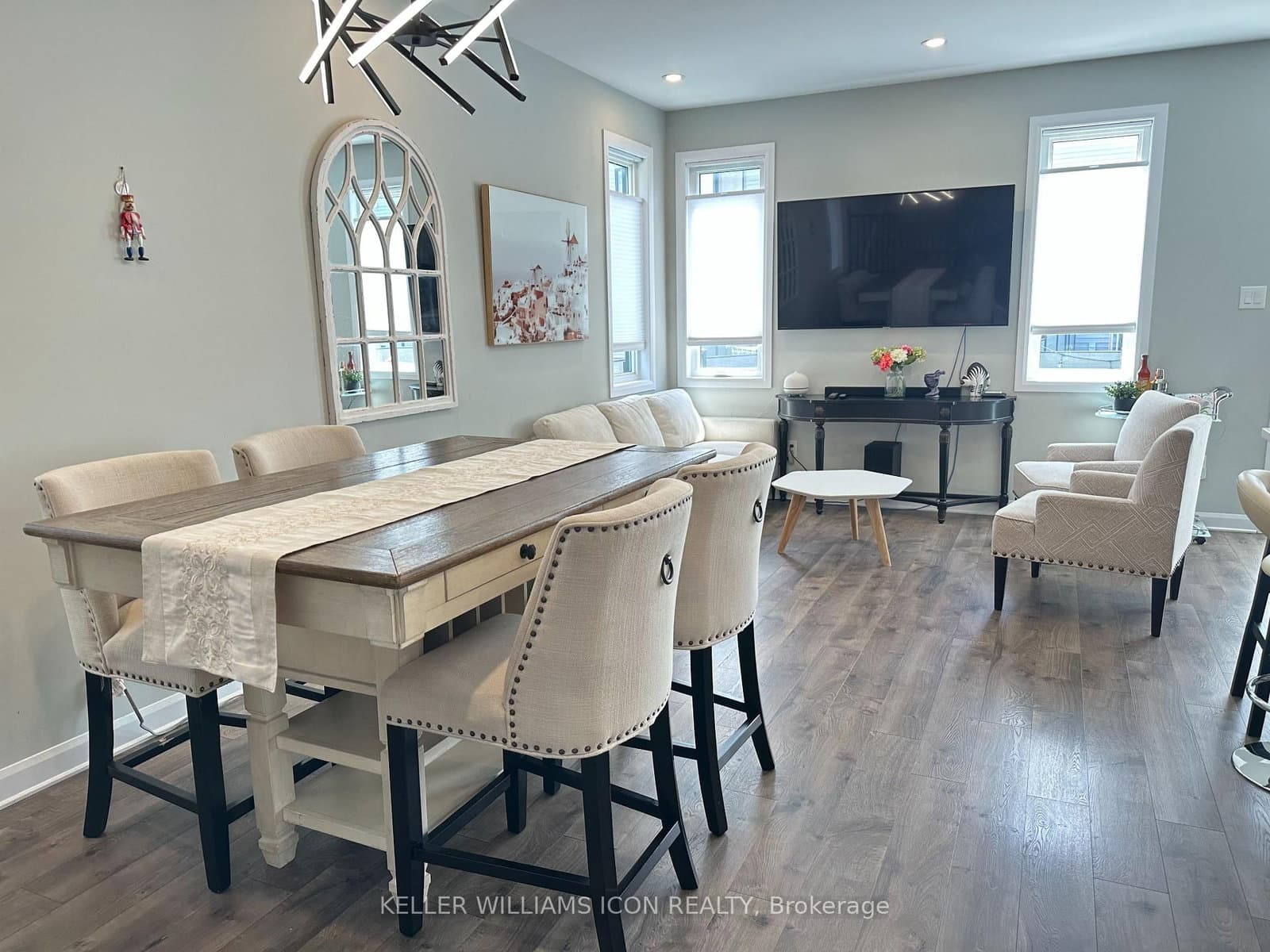 1028 Speedvale Court - Image 3