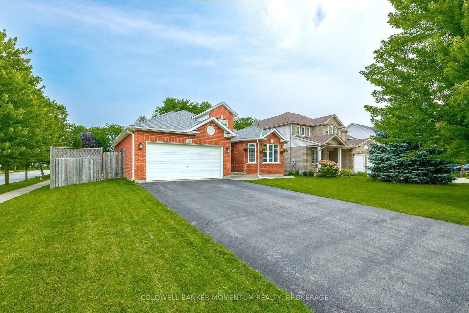 18 LORETTA Drive - Image 2