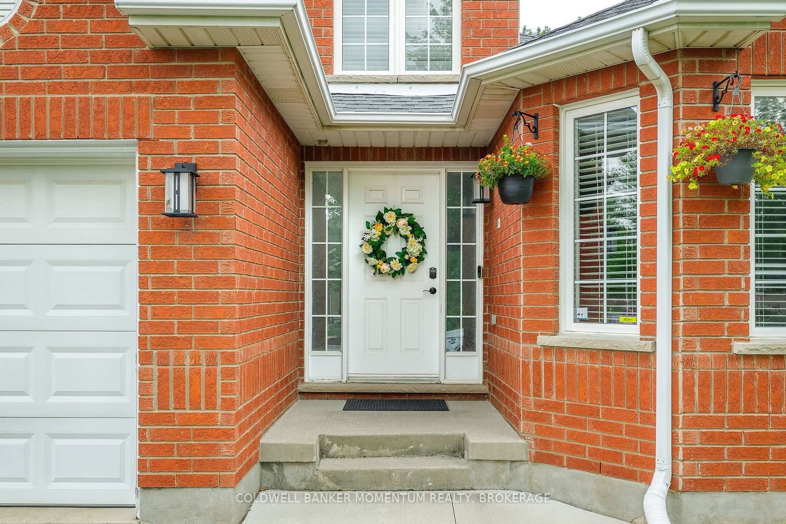 18 LORETTA Drive - Image 5