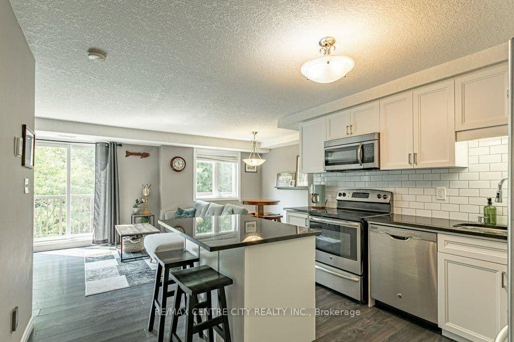 243 Rachel Crescent, Unit D - Image 4