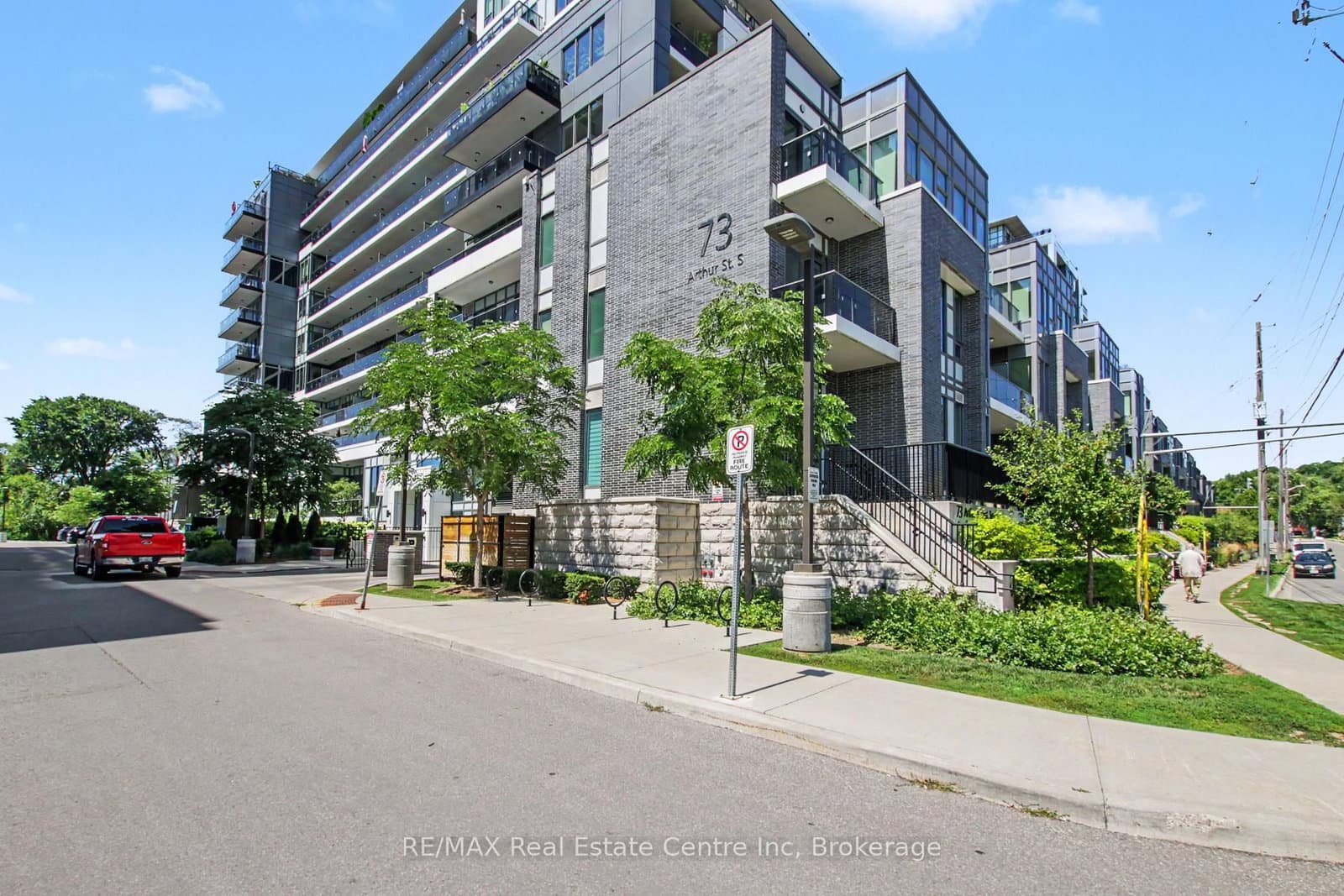 73 Arthur Street S, Unit 102 - Image 1