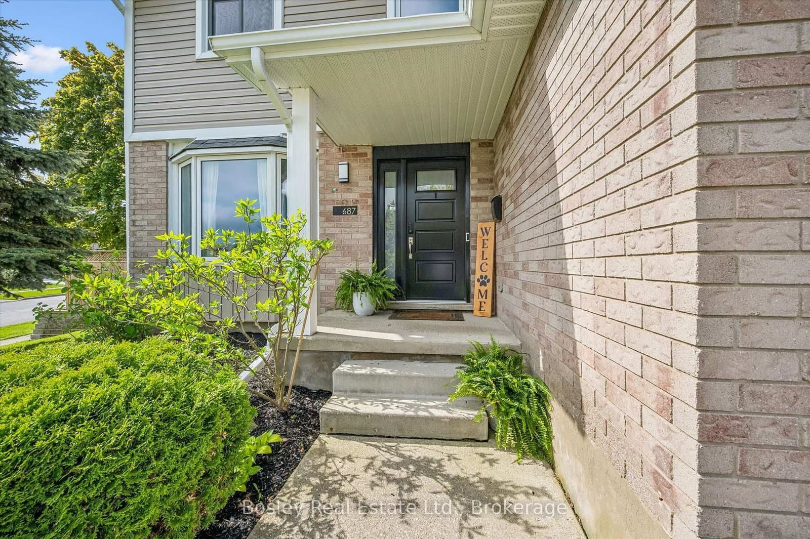 687 Champlain Boulevard - Image 3