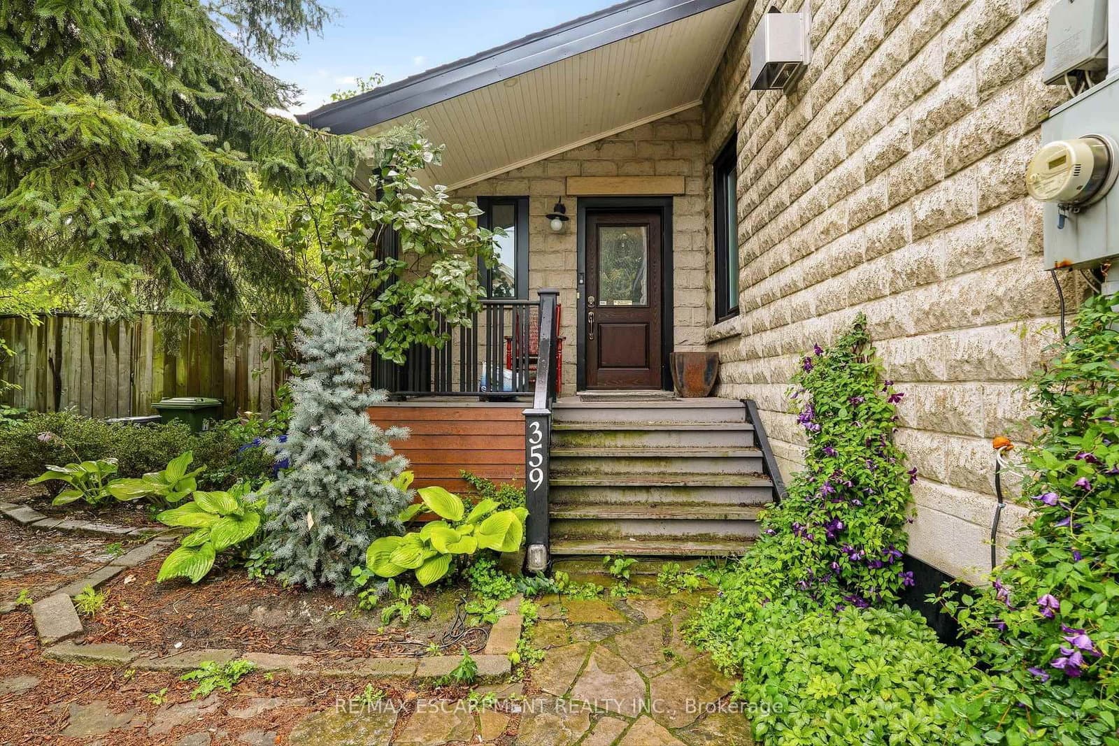 359 Herkimer Street, Unit MAIN - Image 3