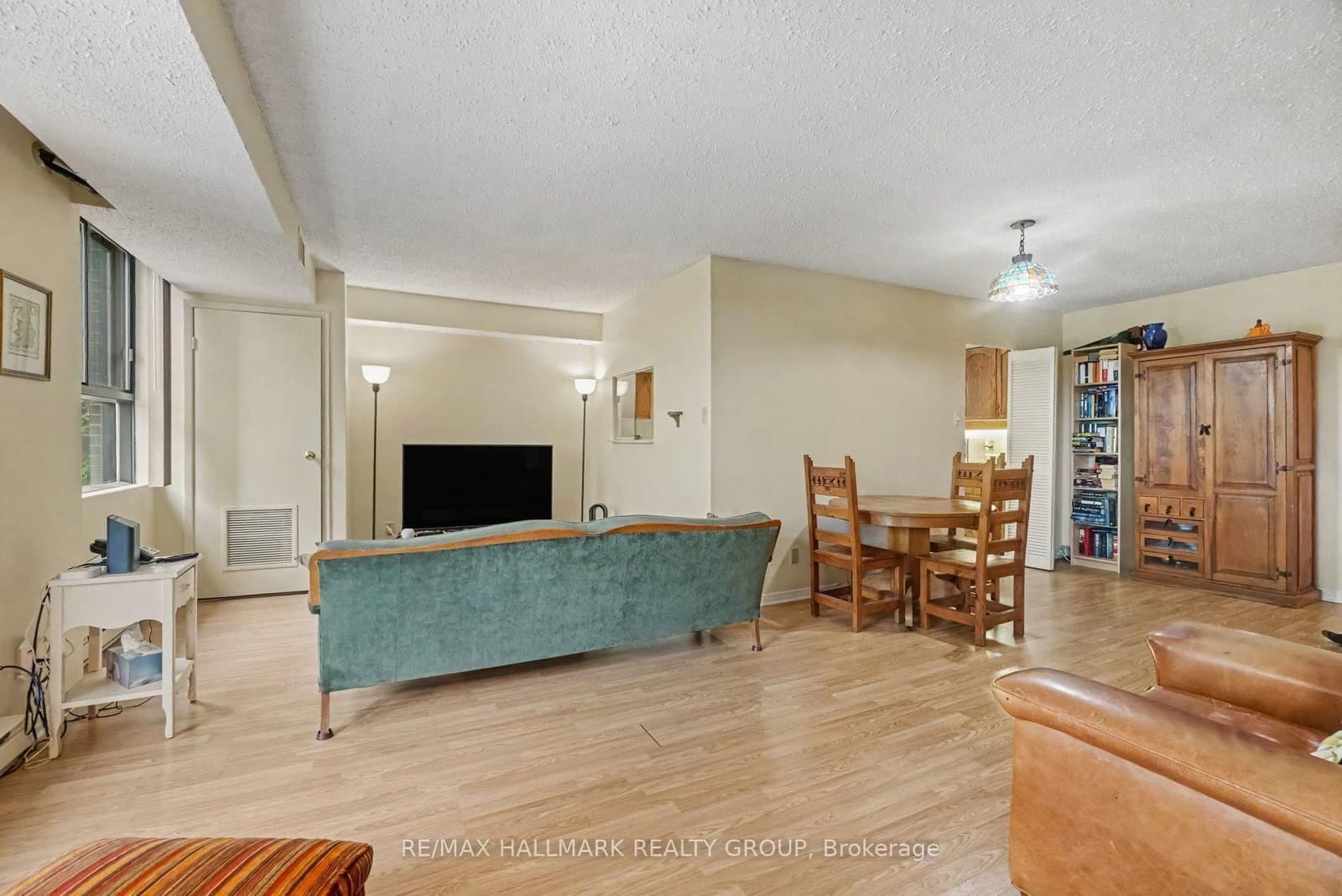 2850 CARLING Avenue, Unit 302 - Image 5