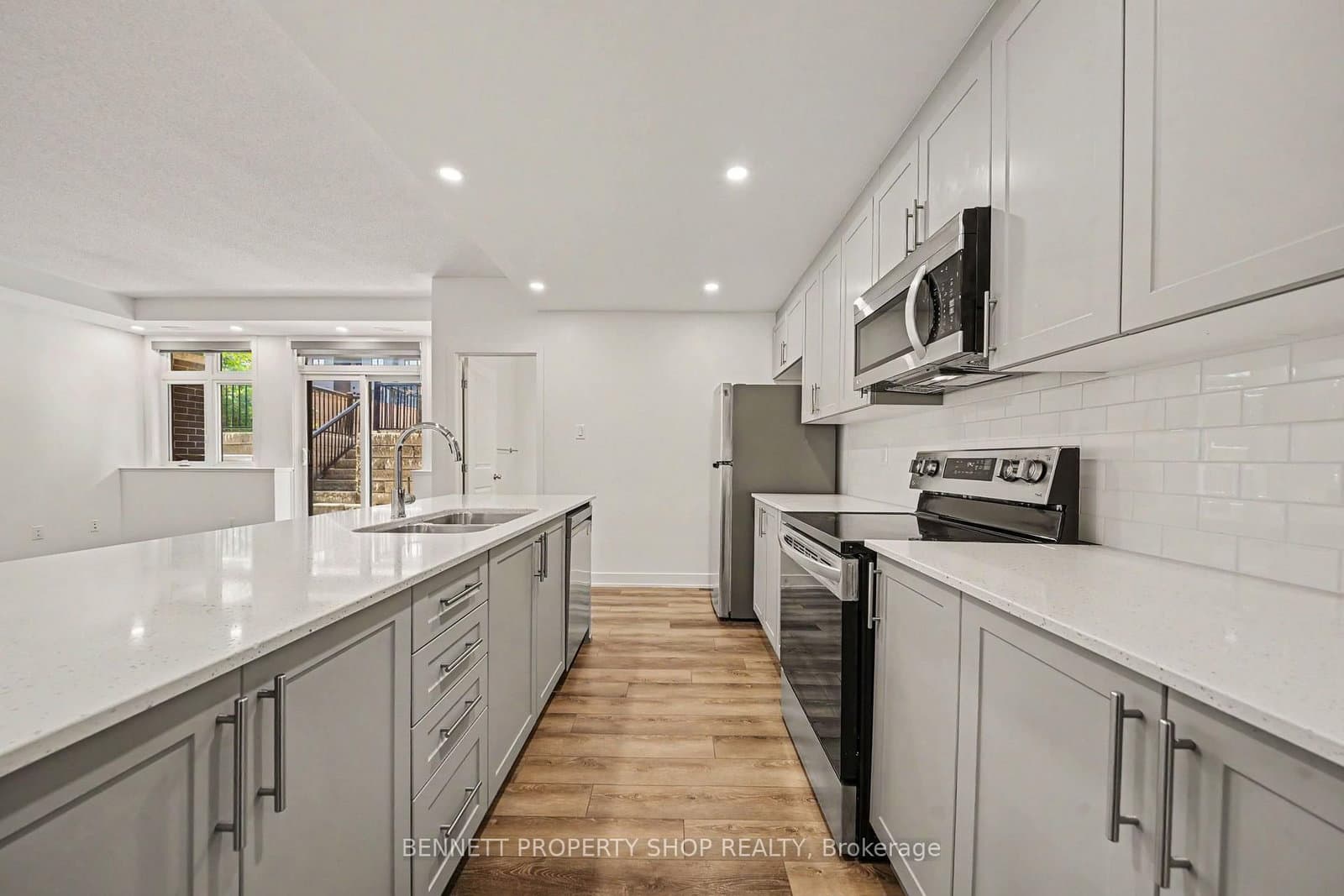 410 Rolling Meadow Crescent, Unit K - Image 6