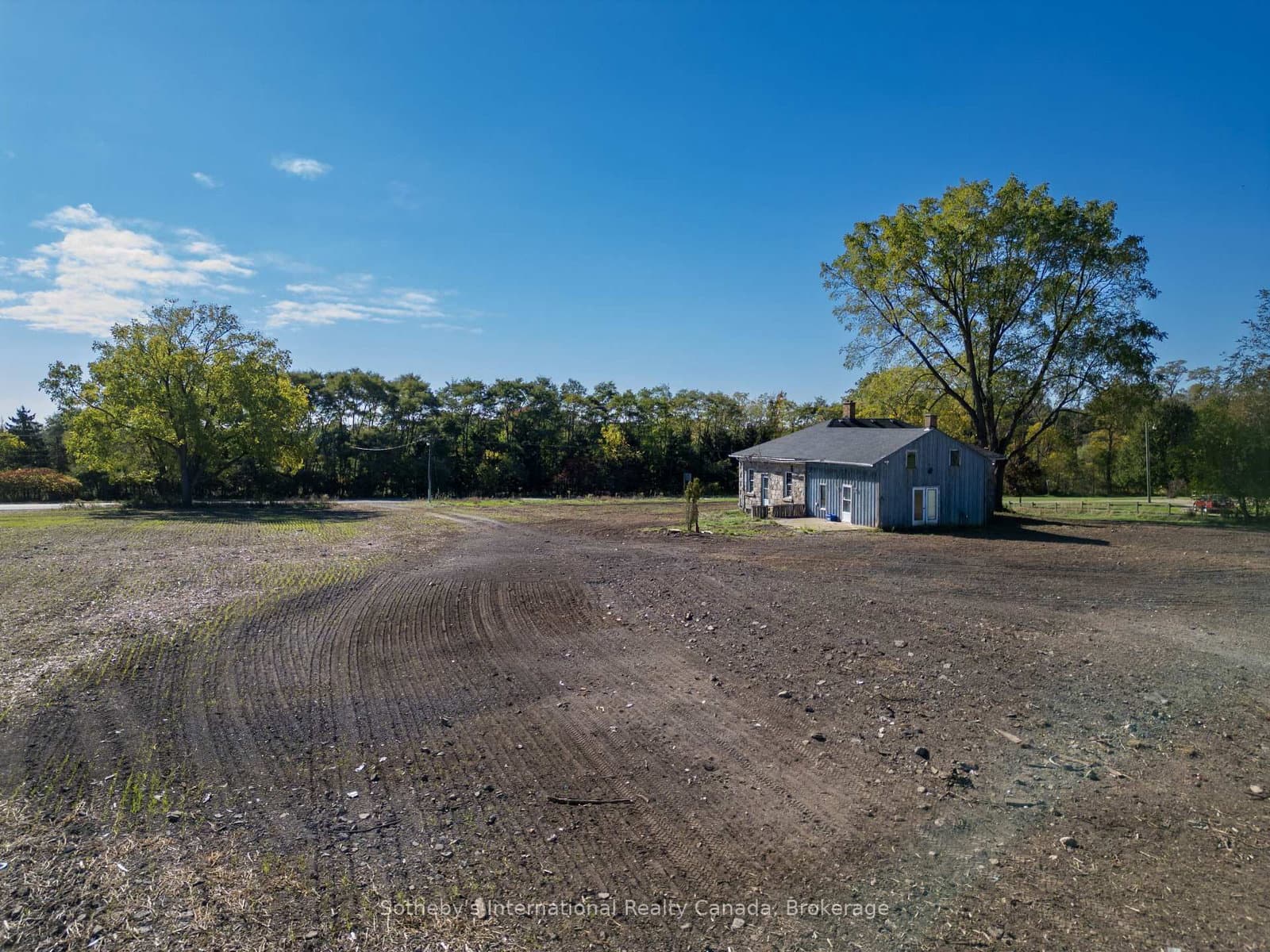 343 Blue Lake Road - Image 4