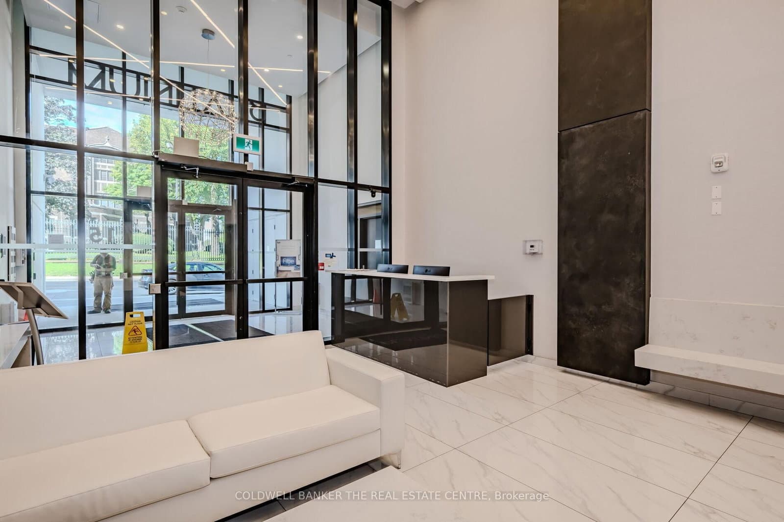 15 Queen Street S, Unit 610 - Image 5