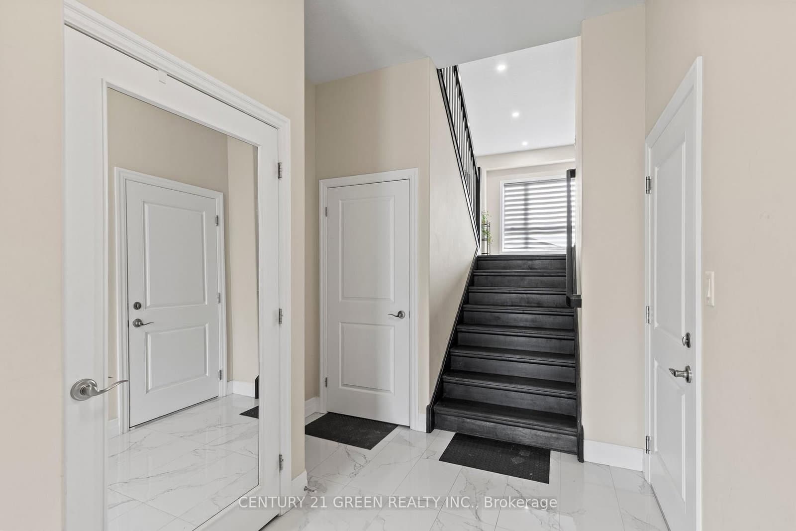 851 Sarnia Road - Image 5