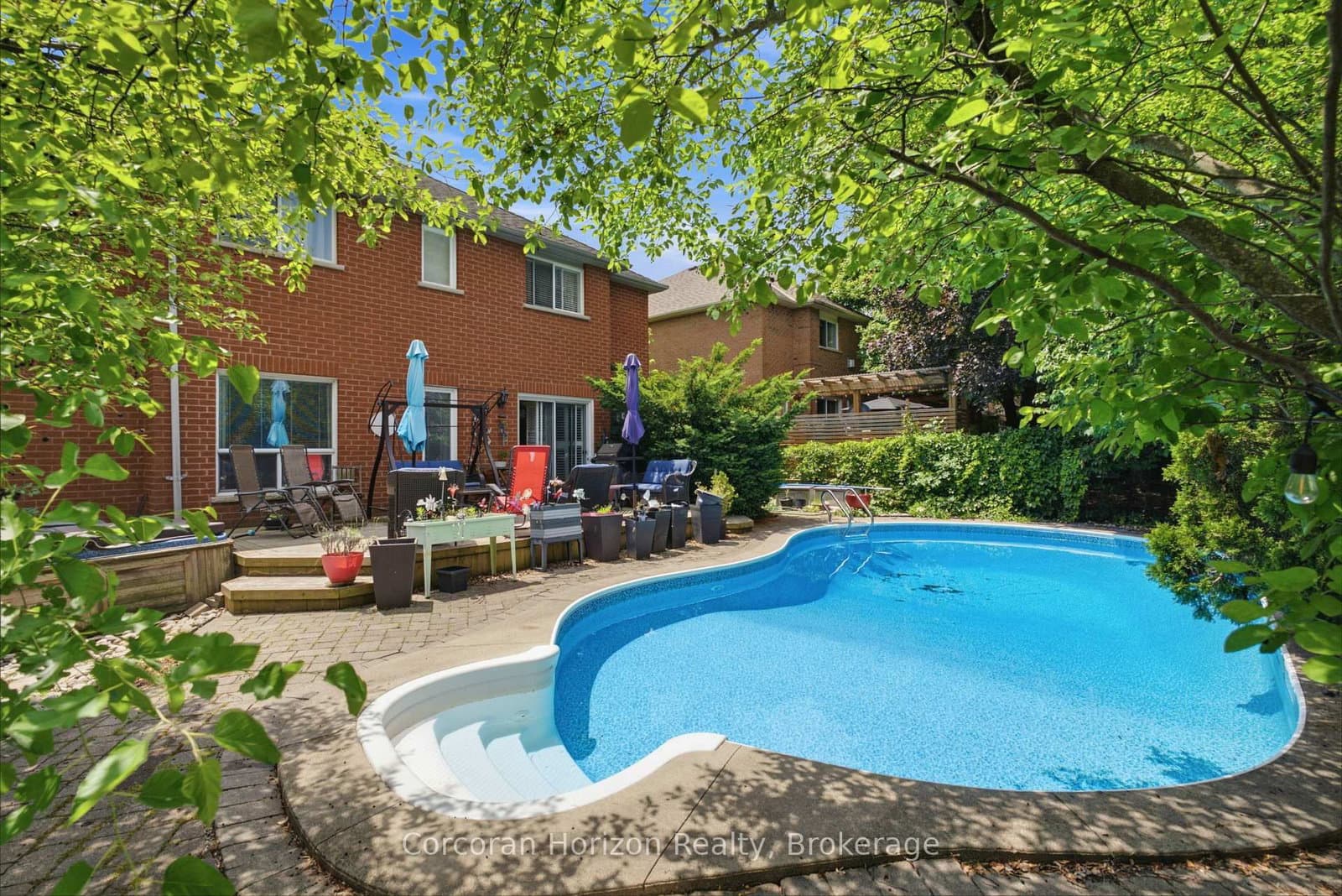 131 Huntingwood Avenue - Image 2