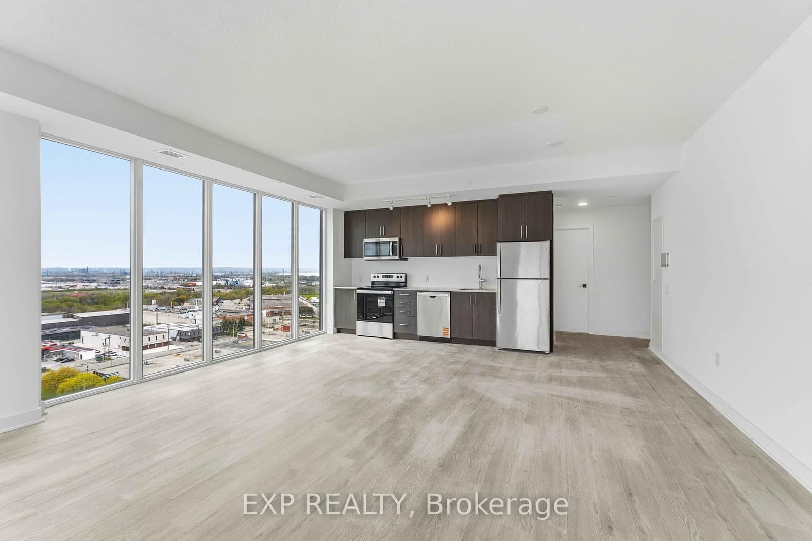 2782 Barton Street E, Unit 1406 - Image 4