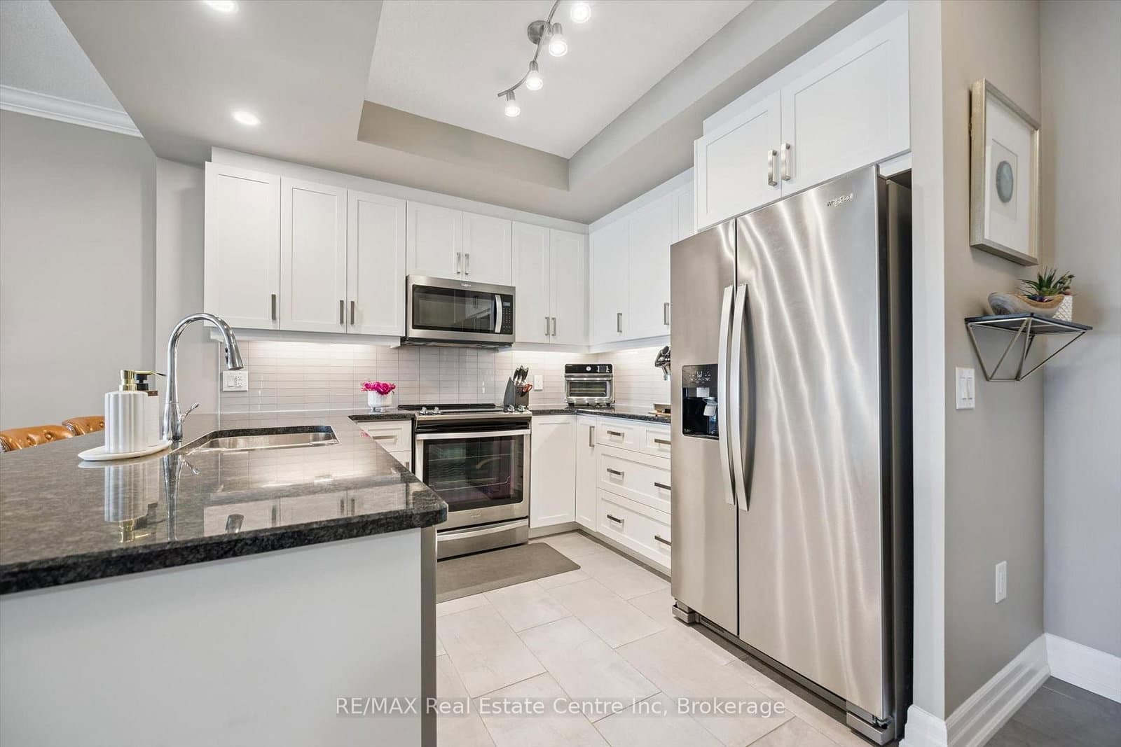 1878 GORDON Street, Unit 605 - Image 2