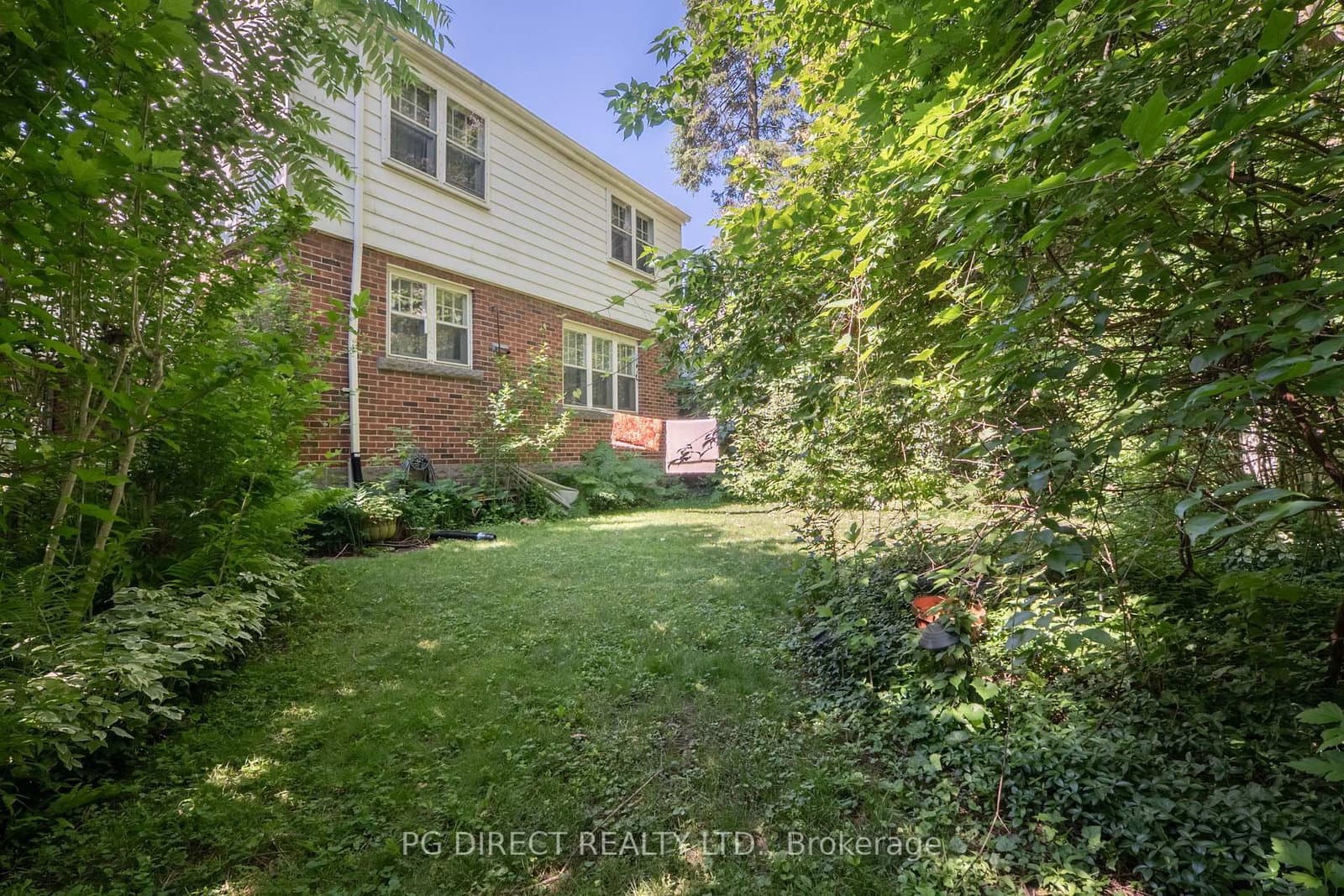 8 Sanders Boulevard - Image 4
