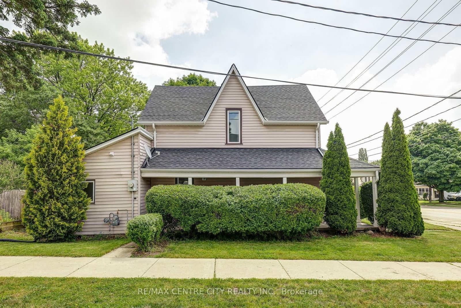 169 Wellington Street - Image 6