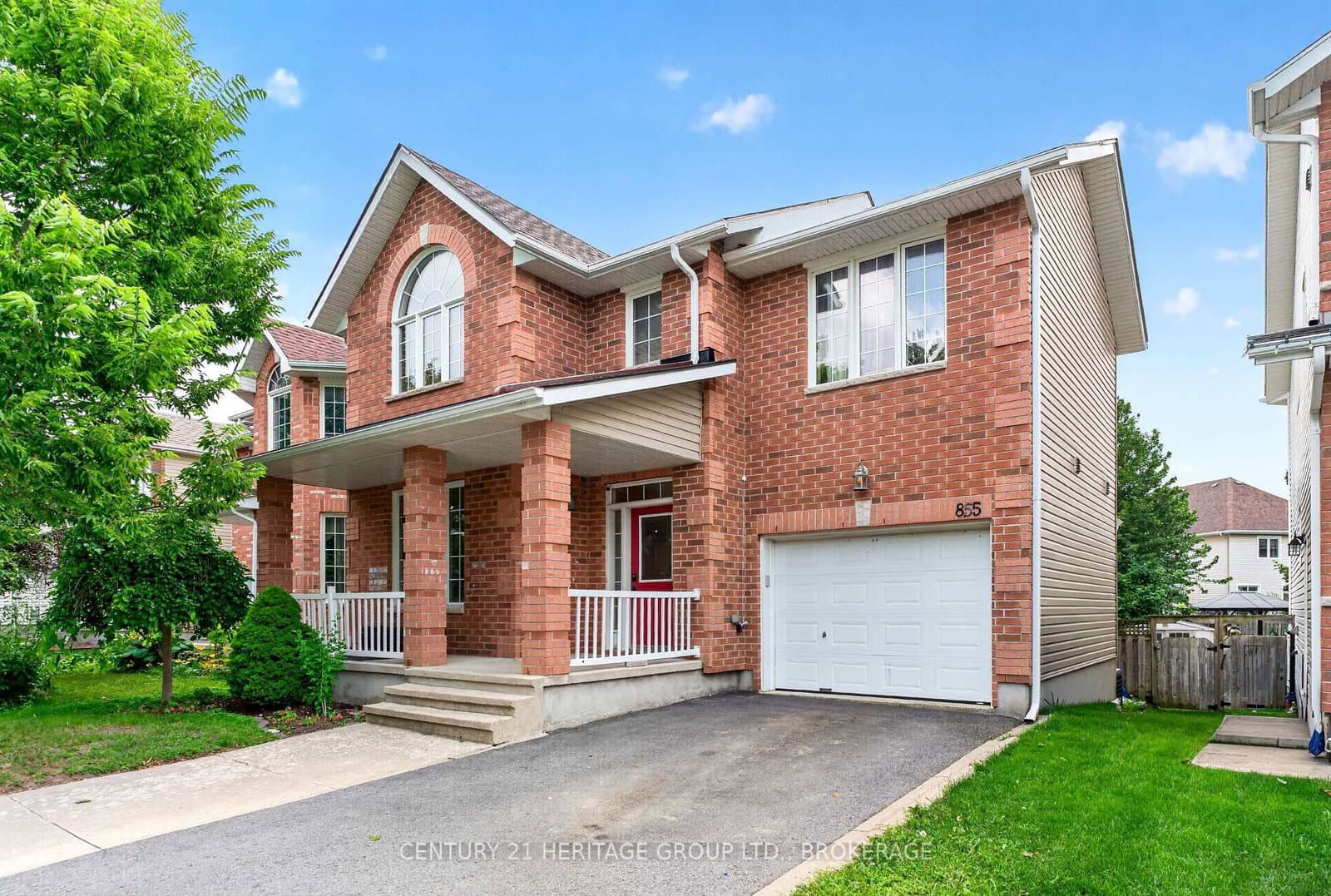 855 Lotus Avenue - Image 2