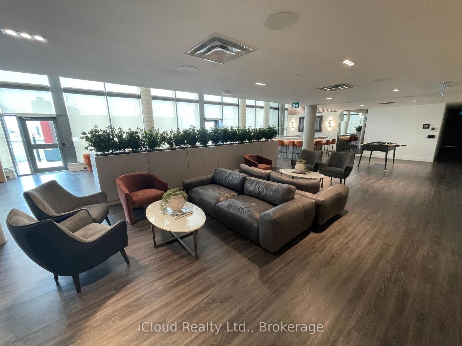 15 Wellington Street S, Unit 211 - Image 2