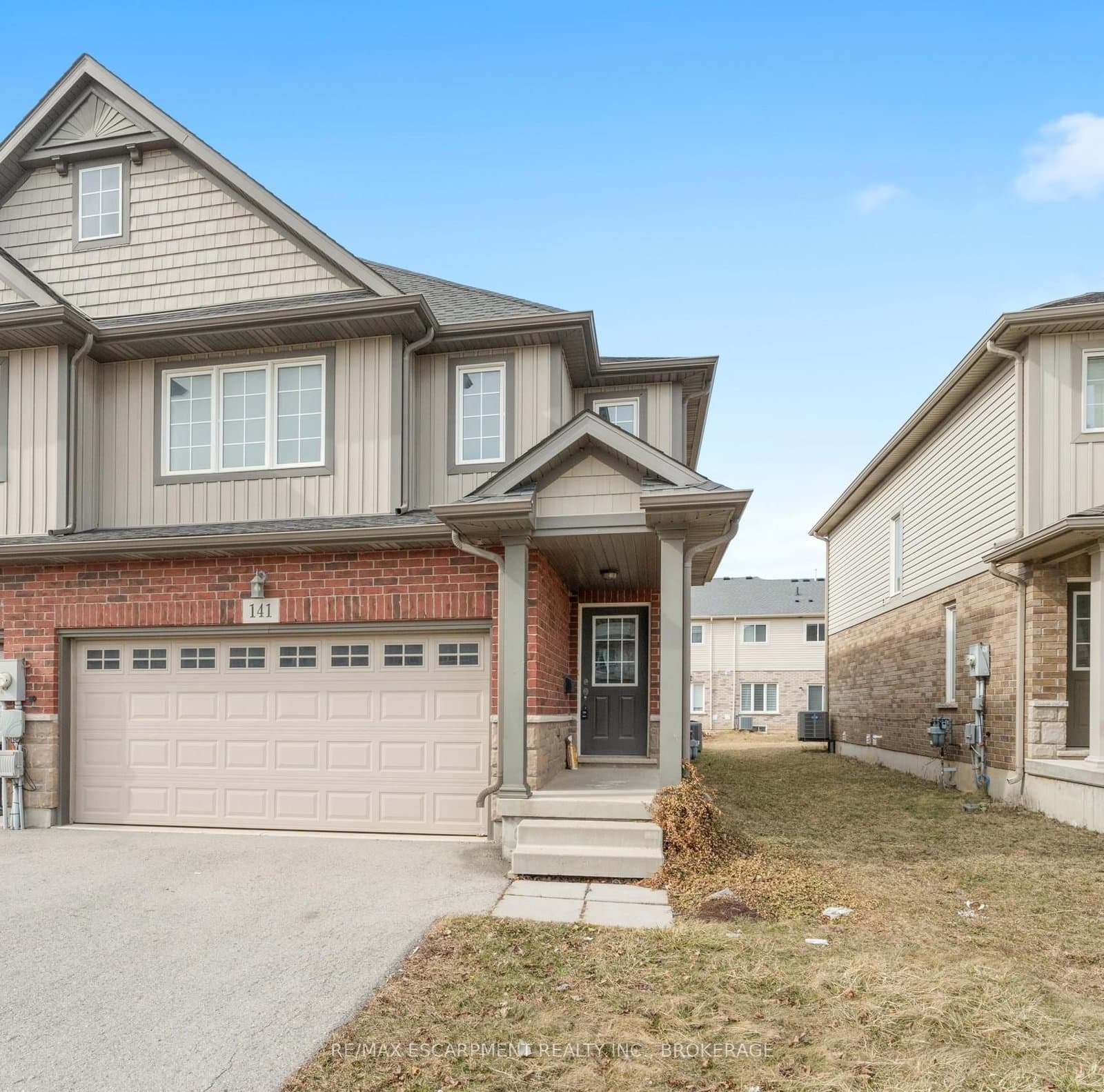 141 Winterberry Boulevard, Unit Main