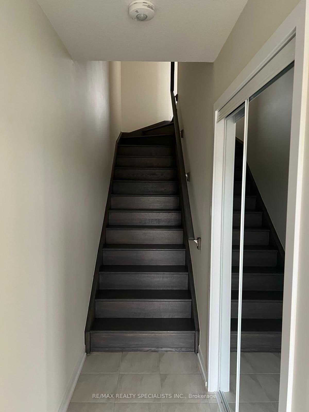 115 MELODY Lane - Image 2
