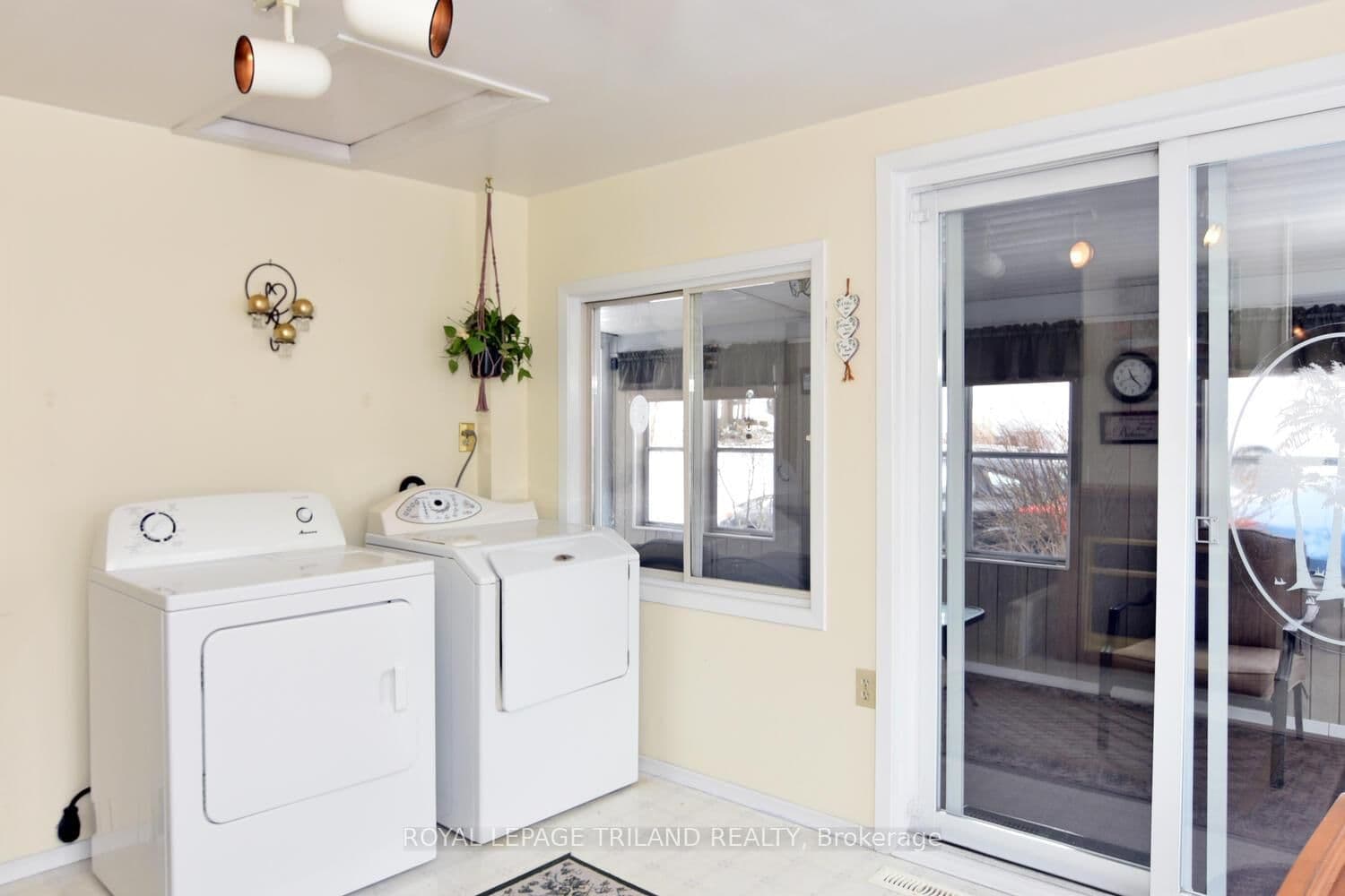 9385 Ipperwash Road, Unit 27 - Image 5