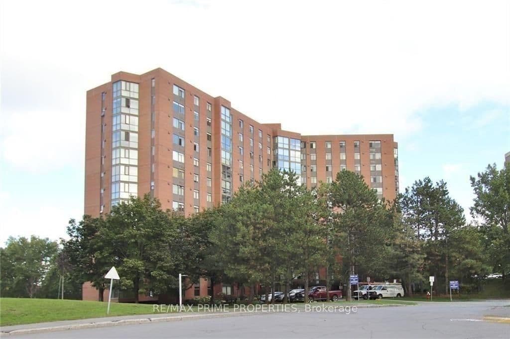 #410 - 2871 Richmond Road
