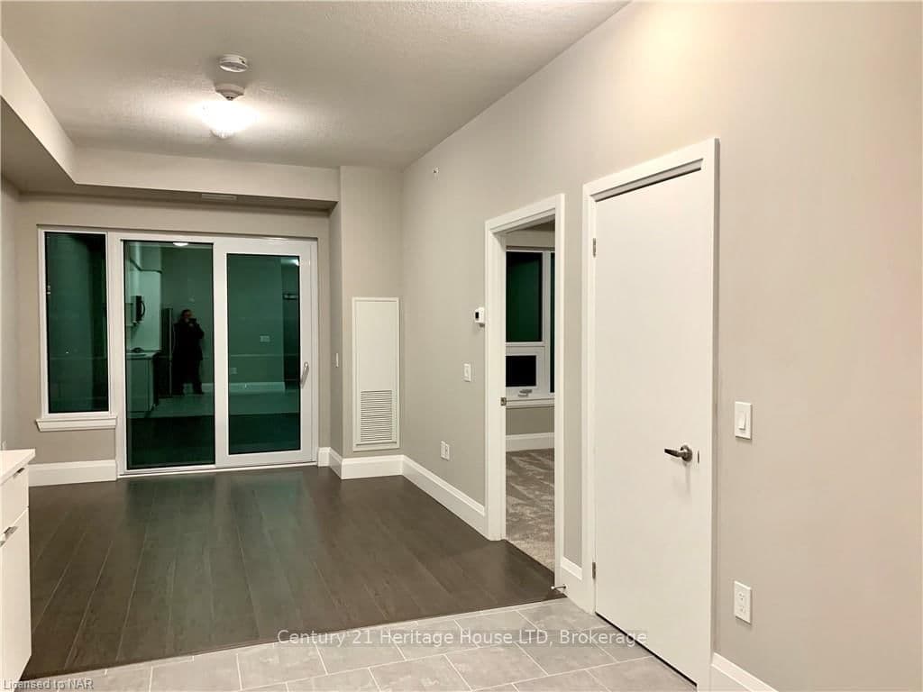 73 ARTHUR Street S, Unit 501 - Image 6
