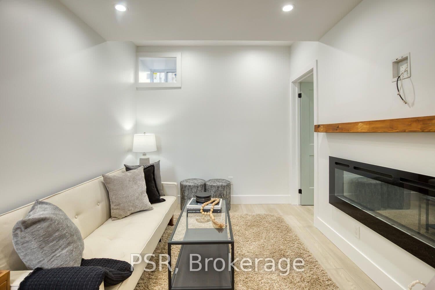 51 Dupont Street E, Unit C - Image 5
