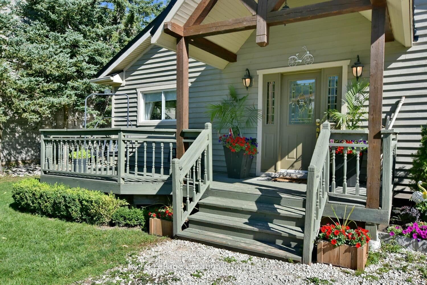 154 Carmichael Crescent - Image 2