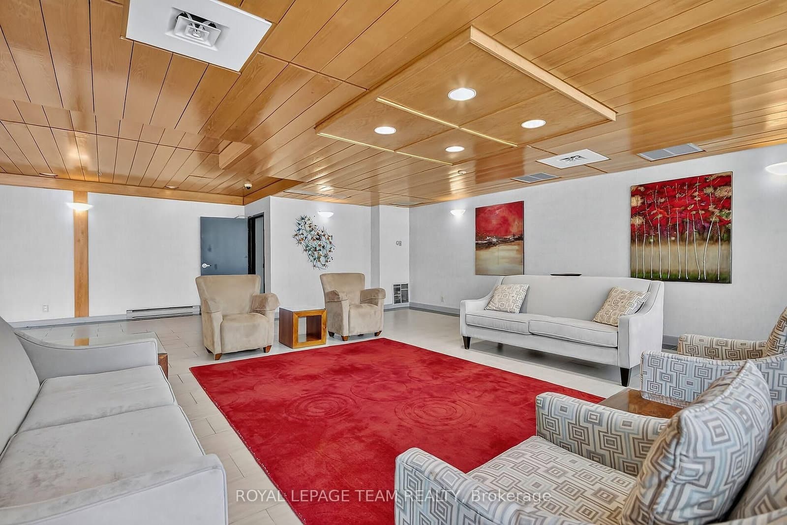370 Dominion Avenue, Unit 405 - Image 2