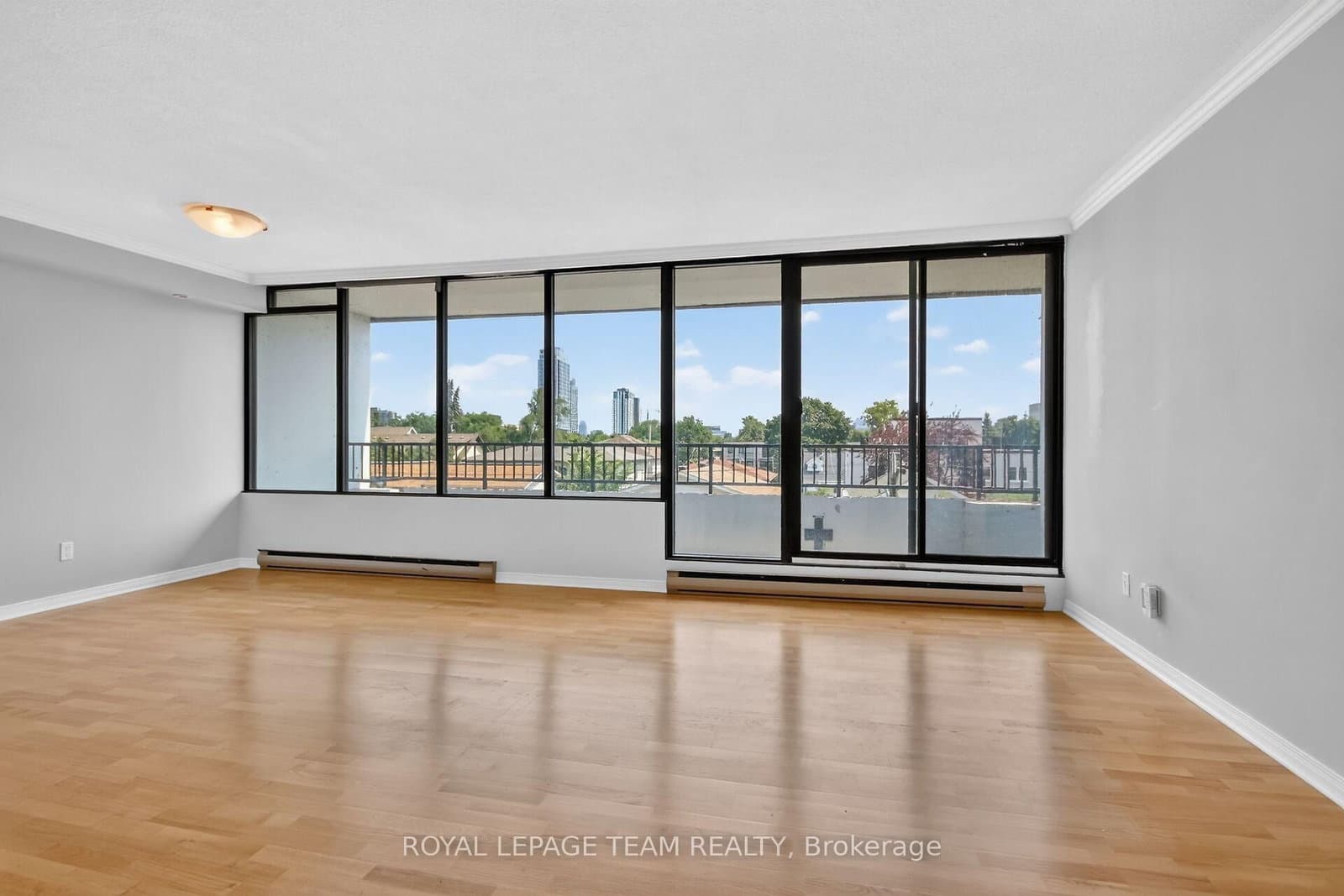 370 Dominion Avenue, Unit 405 - Image 6