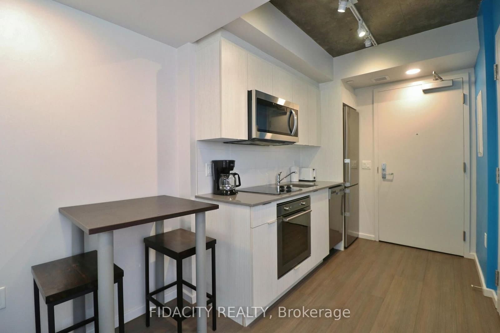 105 Champagne Avenue S, Unit 2908 - Image 3