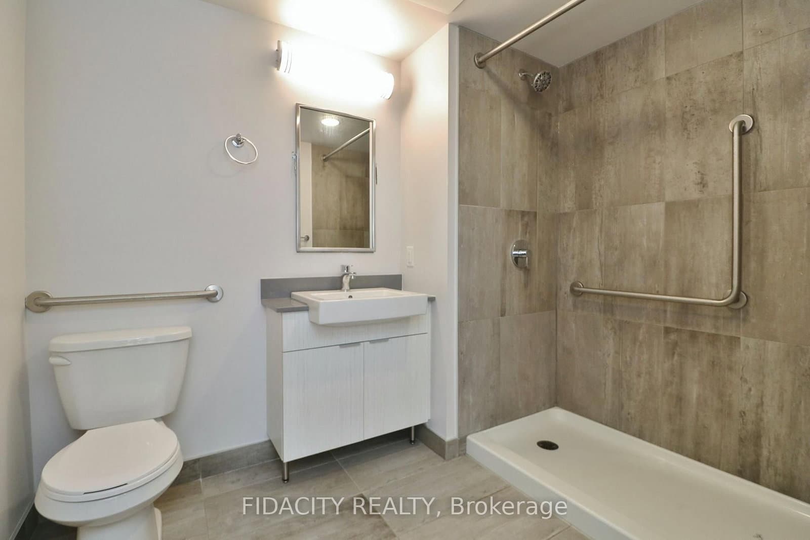 105 Champagne Avenue S, Unit 2018 - Image 6