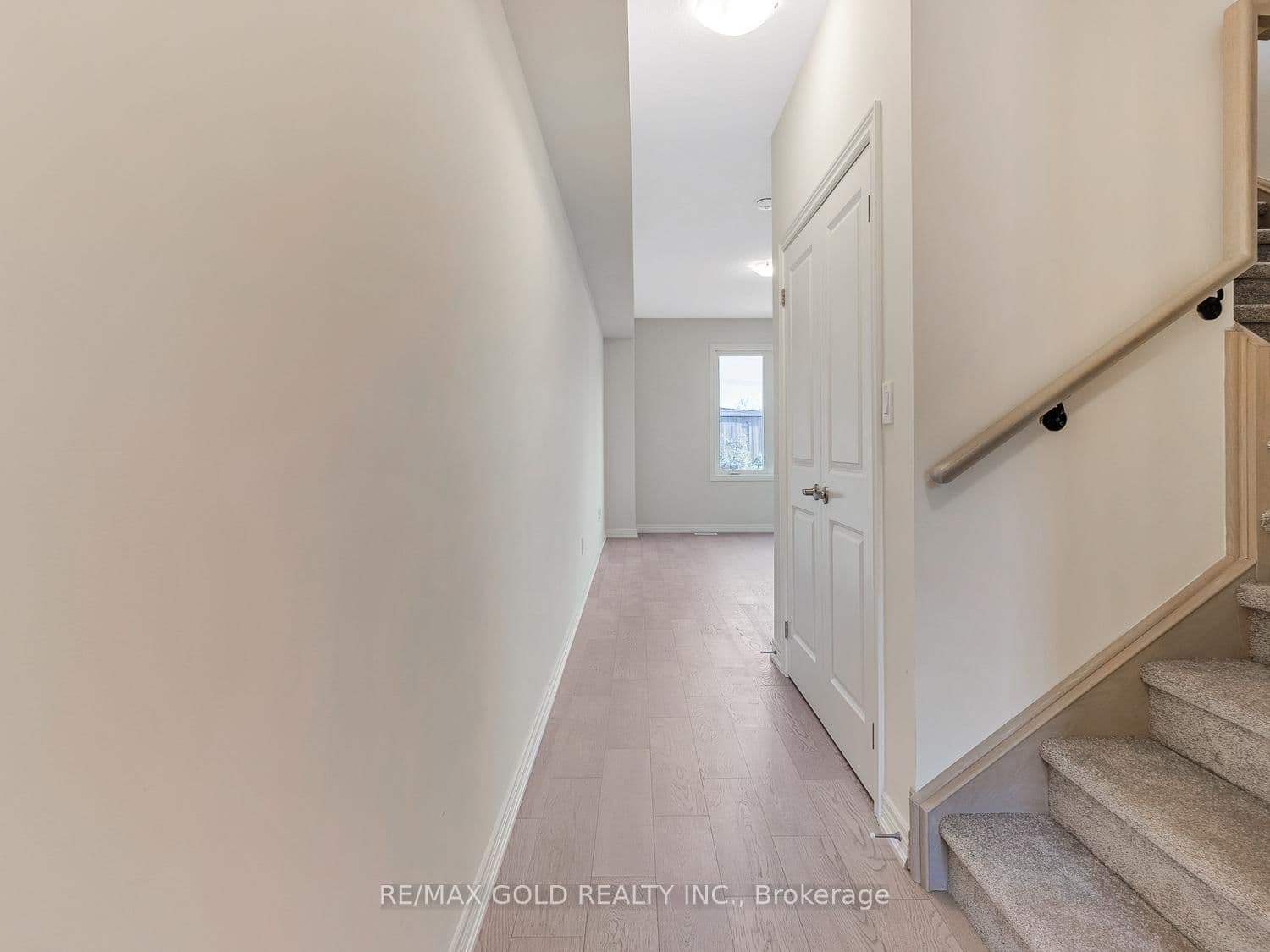 93 PINOT Crescent - Image 6